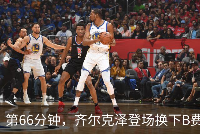 第66分钟，齐尔克泽登场换下B费！B费下场时连连摇头